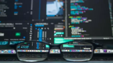 Coding computer data 577585