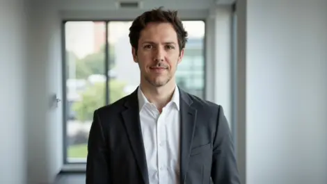 Eagle eye aaron crowe