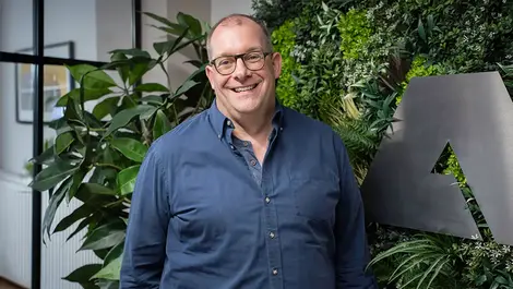 Ps   wayne searle   headshot