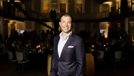 AI influences 42% of UK in-store spending, survey finds